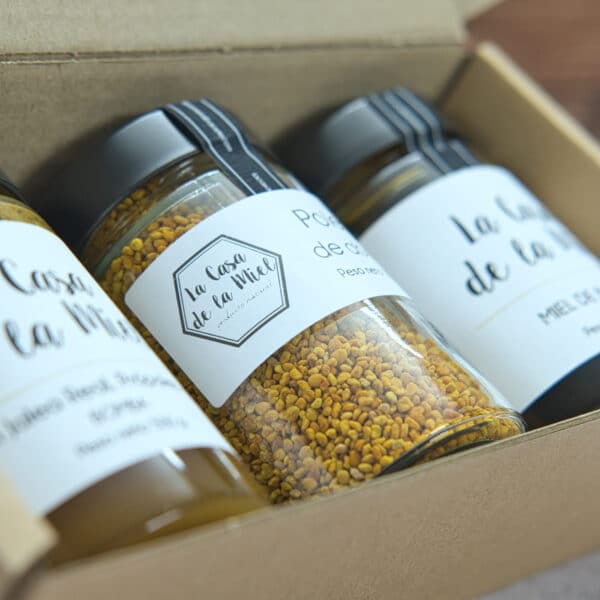 Pack Energético de cerca, se aprecian de forma detallada los granos de polen de abeja